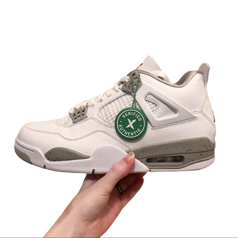 Nike Air Jordan 4 Retro White Oreo Men’s Sneakers 8 white fire red tech Grey NWT